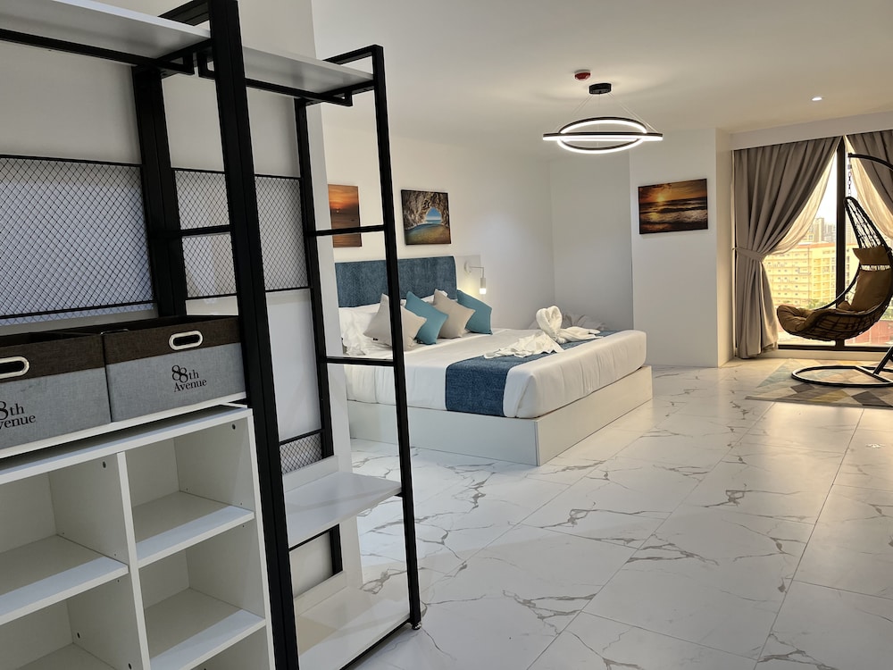 Standard Penthouse - Photo 6