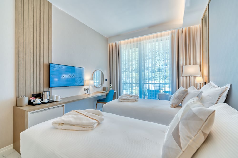 Room, 2 Twin Beds - Photo 1