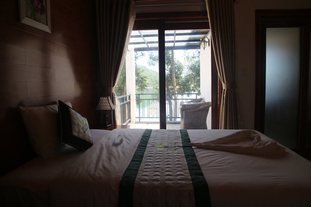 Suite - Photo 5