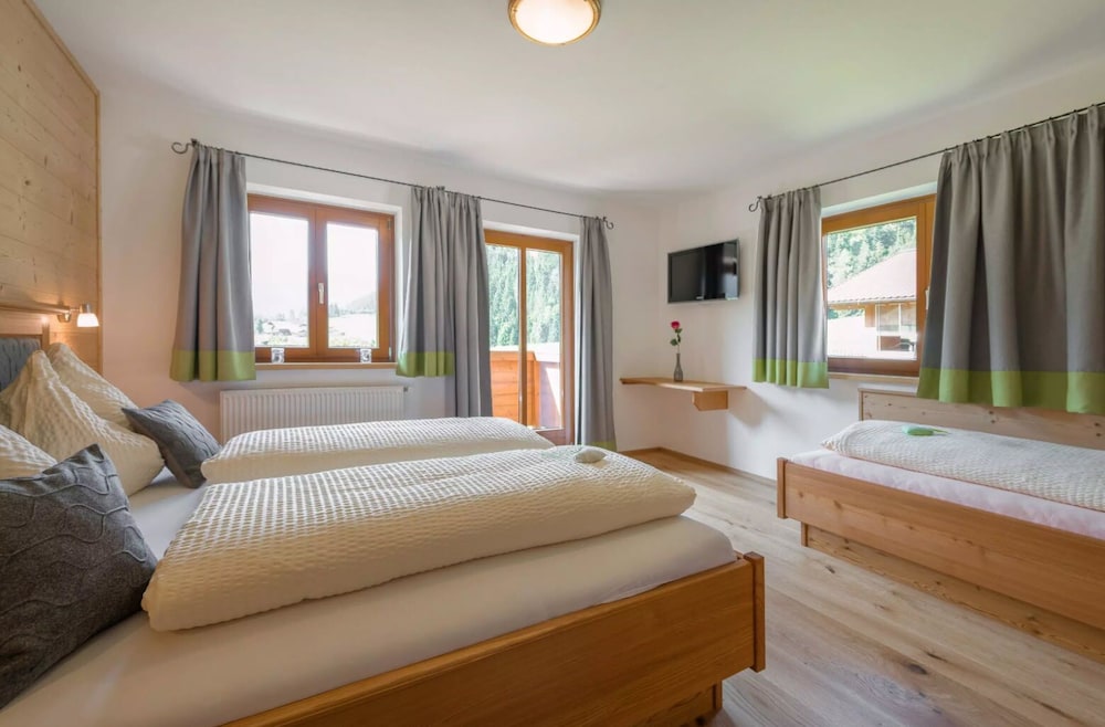 Family Apartment, 2 Bedrooms (Tappenkarblick) photo 1
