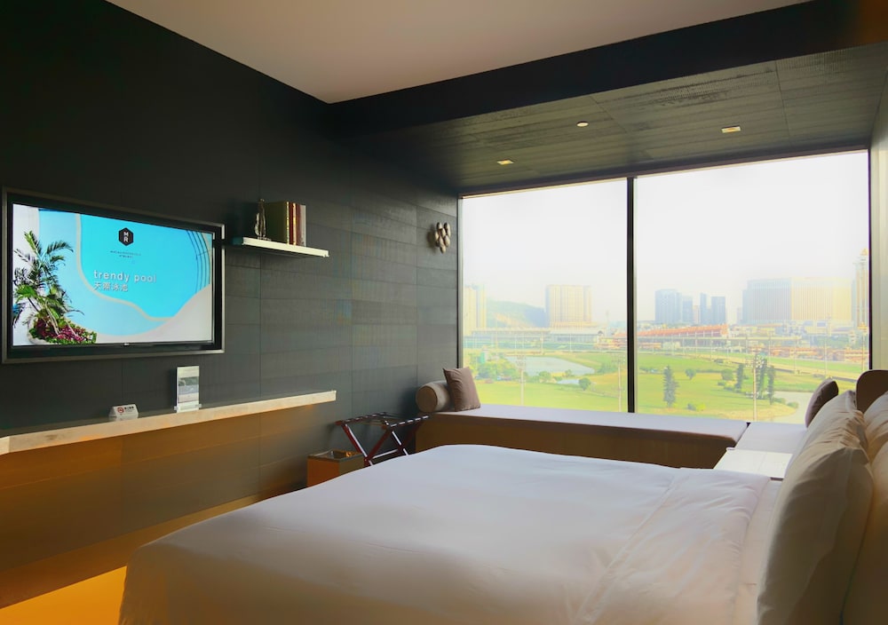 Deluxe Cotai King Room photo 1