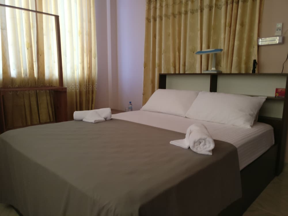 Room, Partial Sea View photo 1
