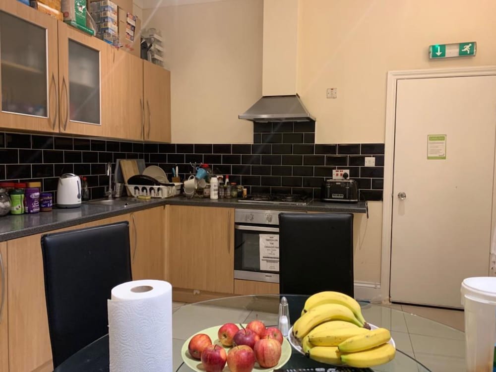 Standard Single Room, 1 Twin Bed, Non Smoking, Ensuite photo 3
