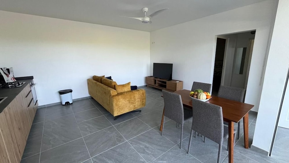 Superior Apartment, 2 Bedrooms, 2 Bathrooms, Garden View
