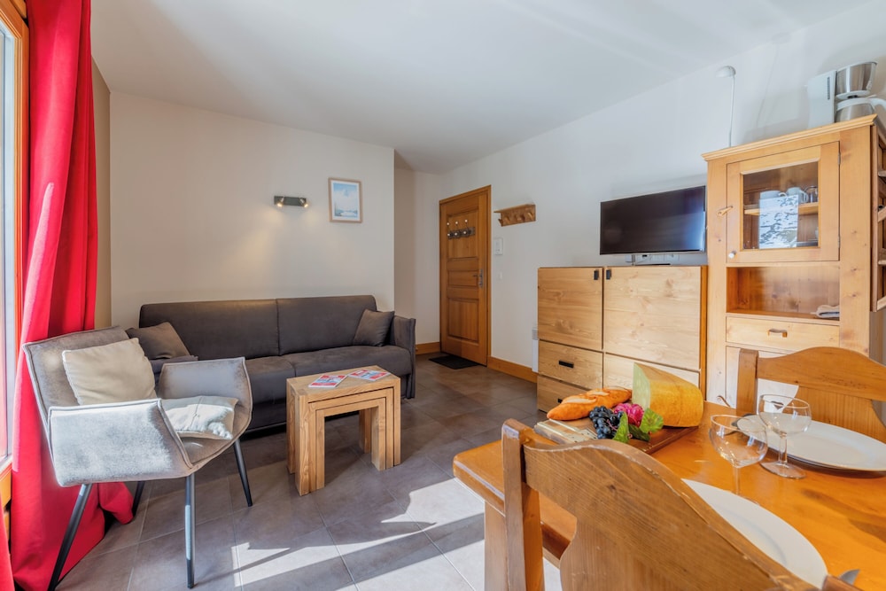 Family Apartment, Multiple Bedrooms (Vallorcine Buet 31 ski in / ski out)