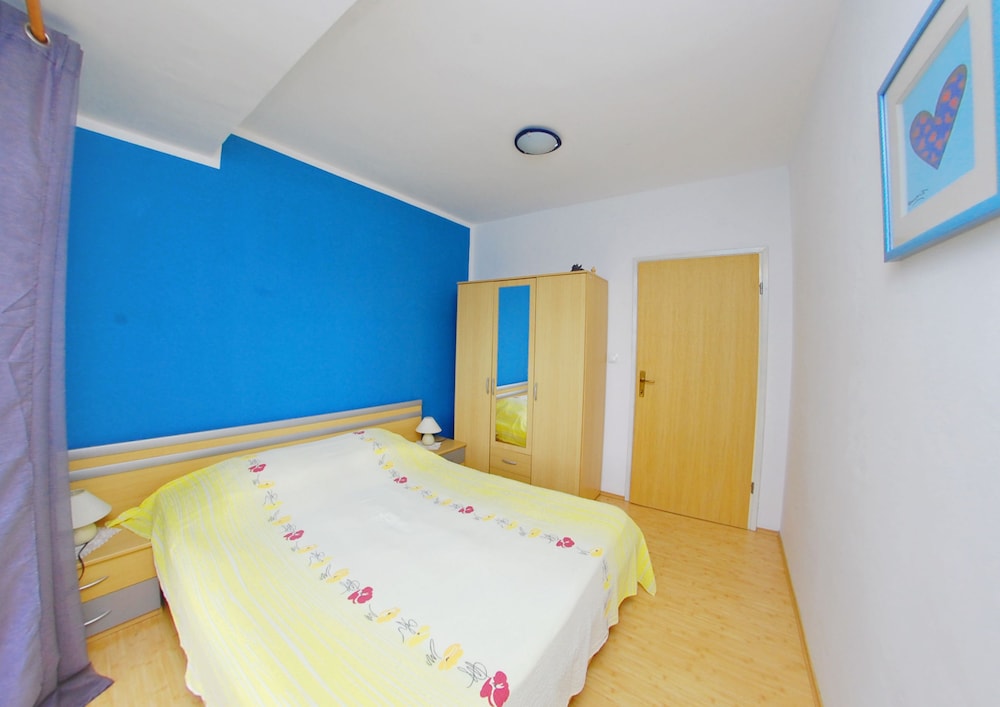 Apartment (A3) photo 2