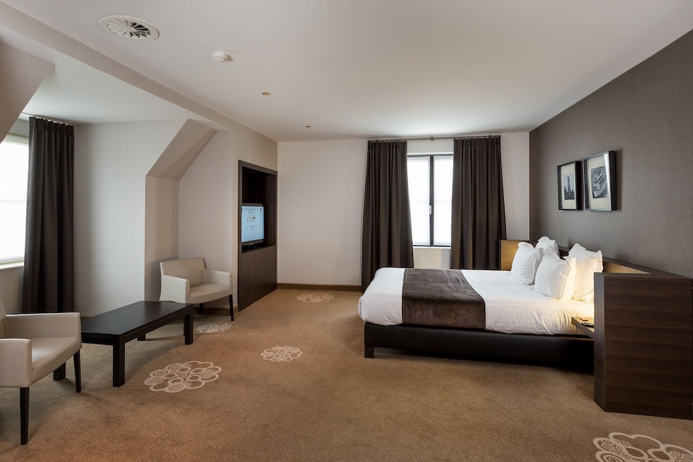 Suite photo 1