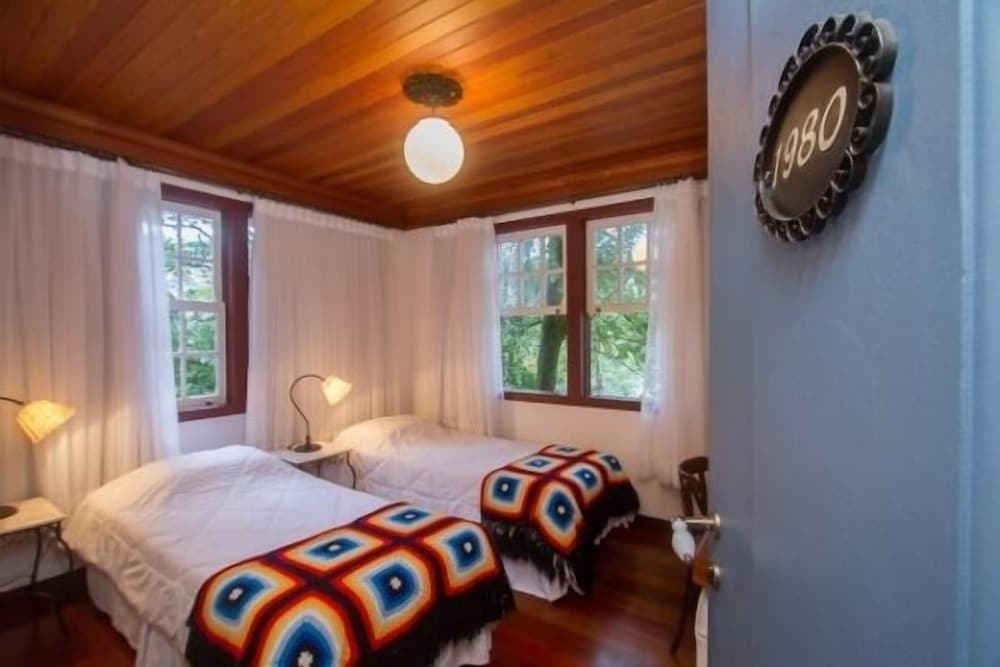 Deluxe Double or Twin Room photo 3
