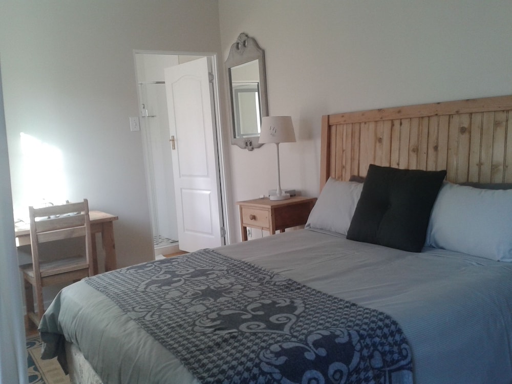 Brookdale Room 2