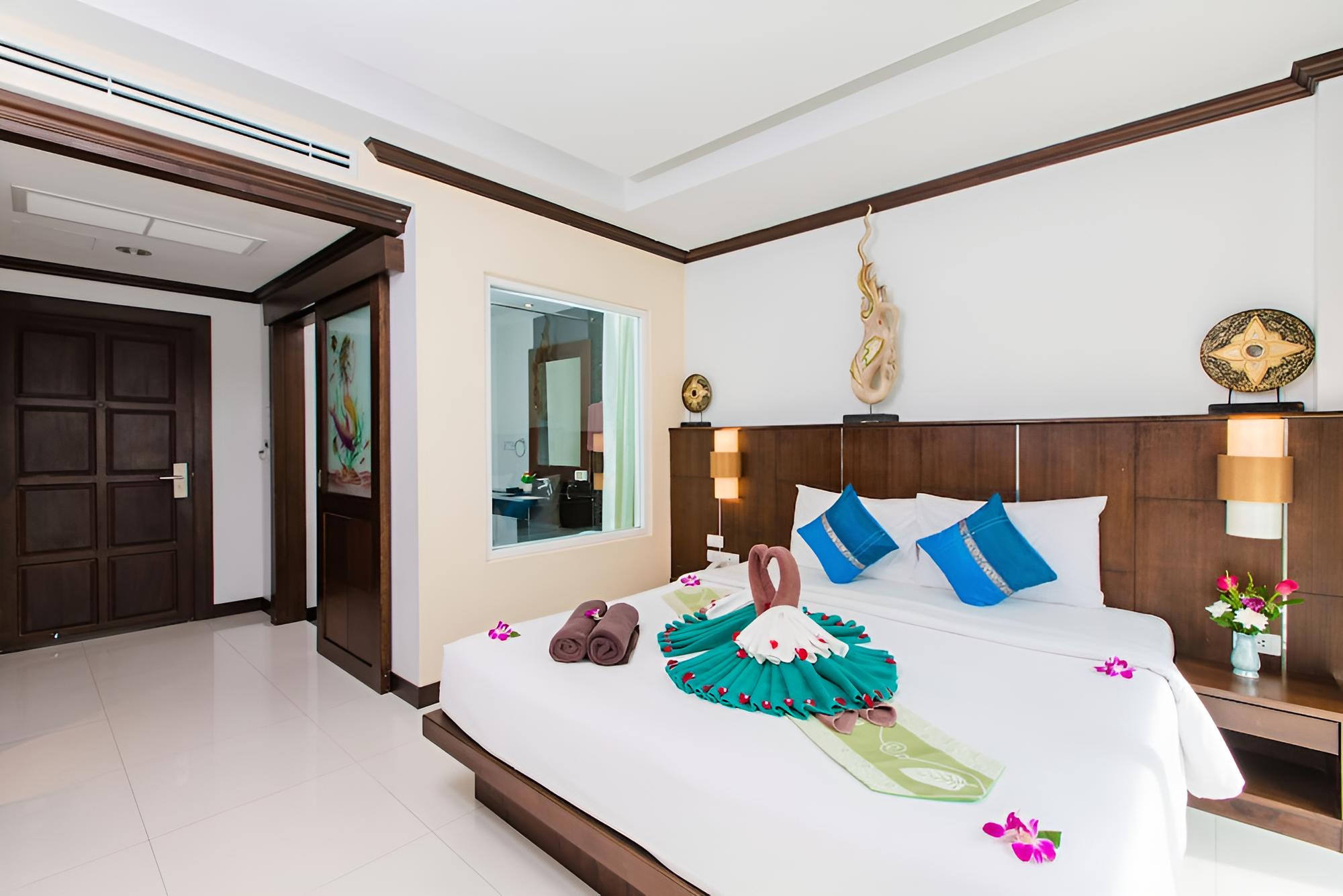 Deluxe Double or Twin Room photo 3