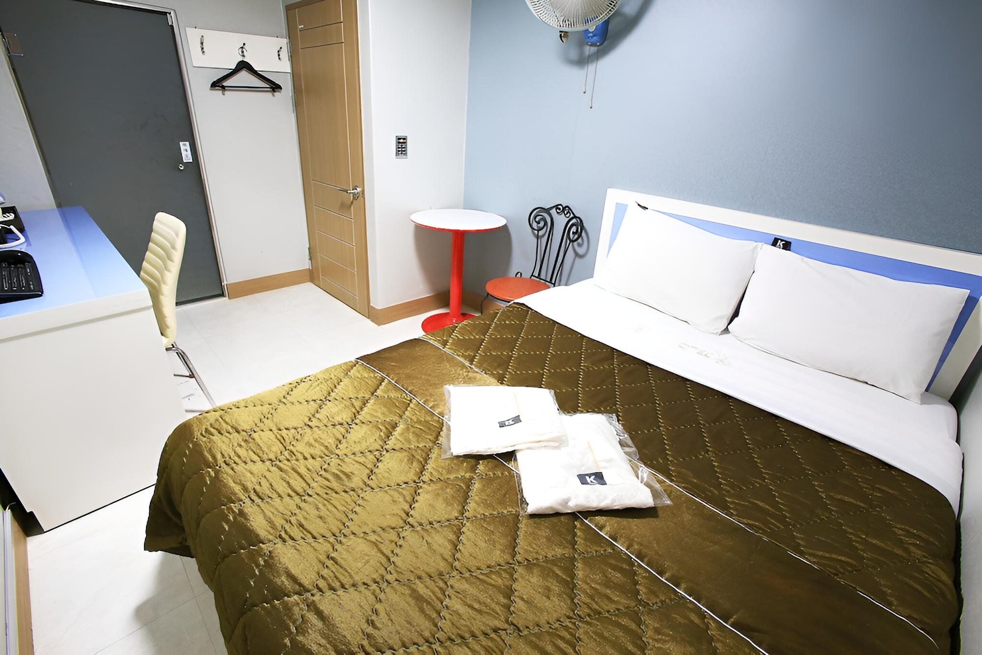 Room (Standard Room) photo 2
