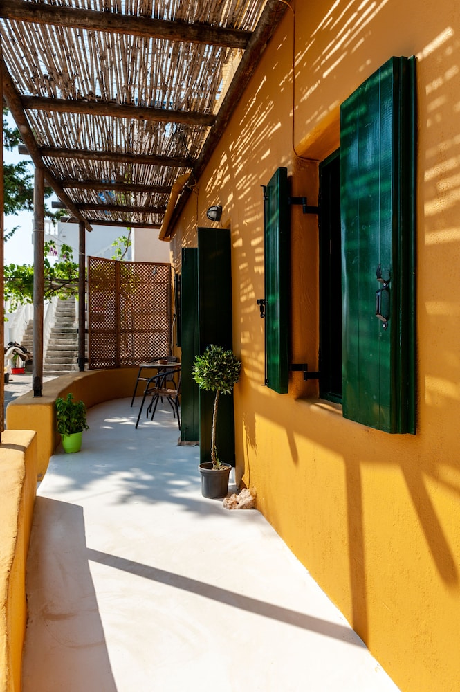 Apartment (THOLOS) photo 3