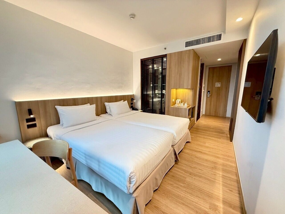 Deluxe Twin Room photo 2