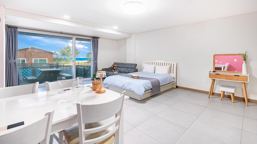 Basic Room, 1 Bedroom (101)