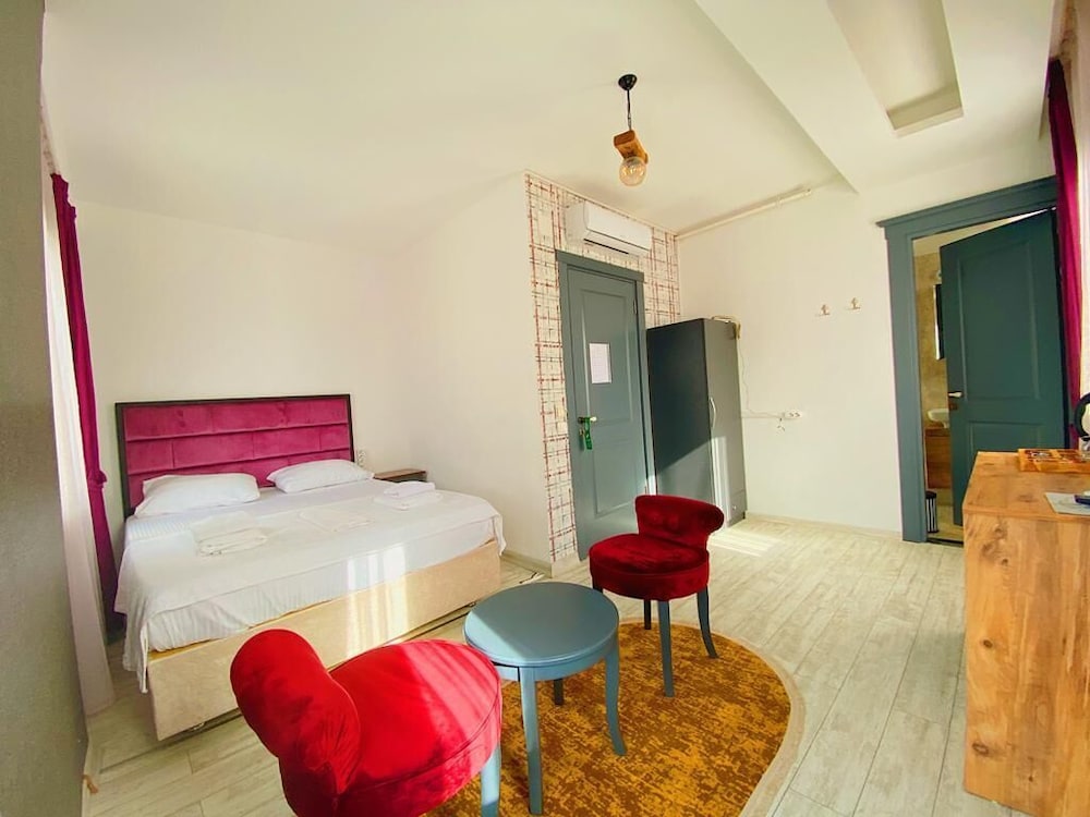 Economy Double Room - Photo 2
