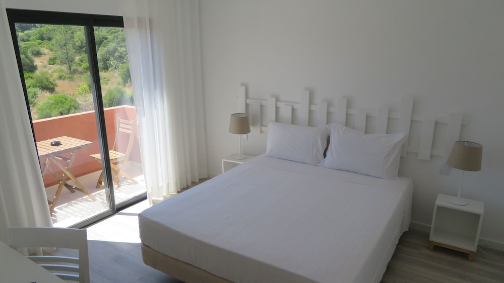 Deluxe Double Room, Balcony, Garden View