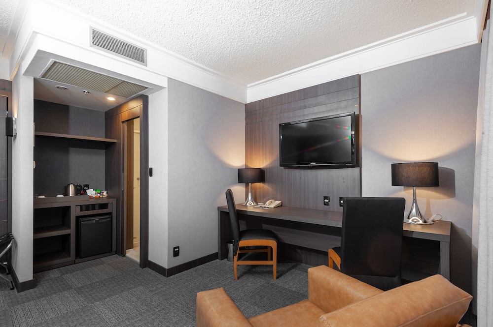 Premium Twin Room - Photo 5
