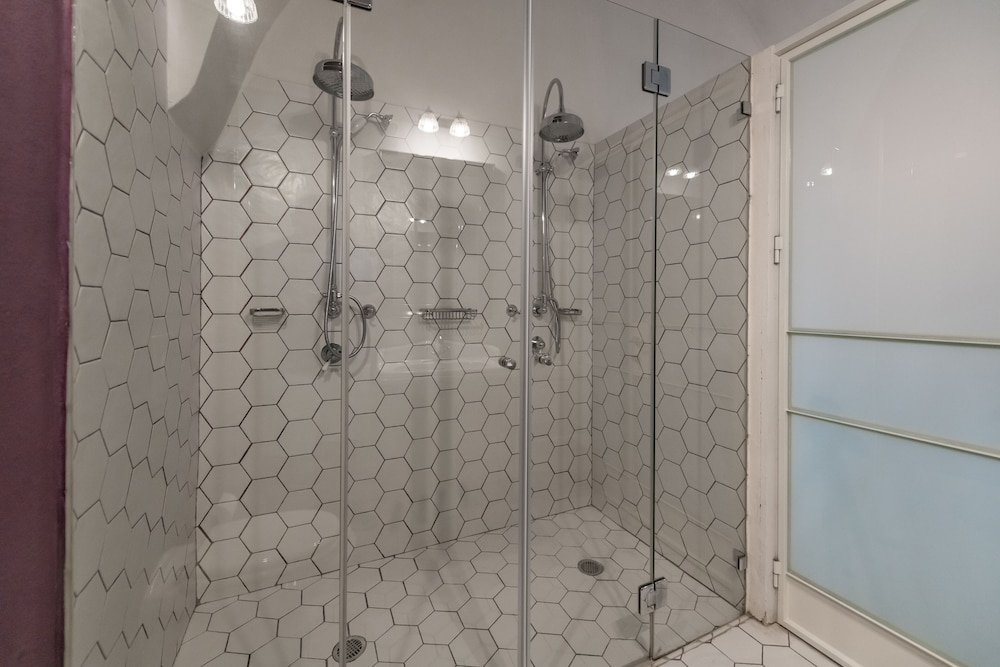 Deluxe Double Room, Partial Ocean View, Sea Facing photo 2