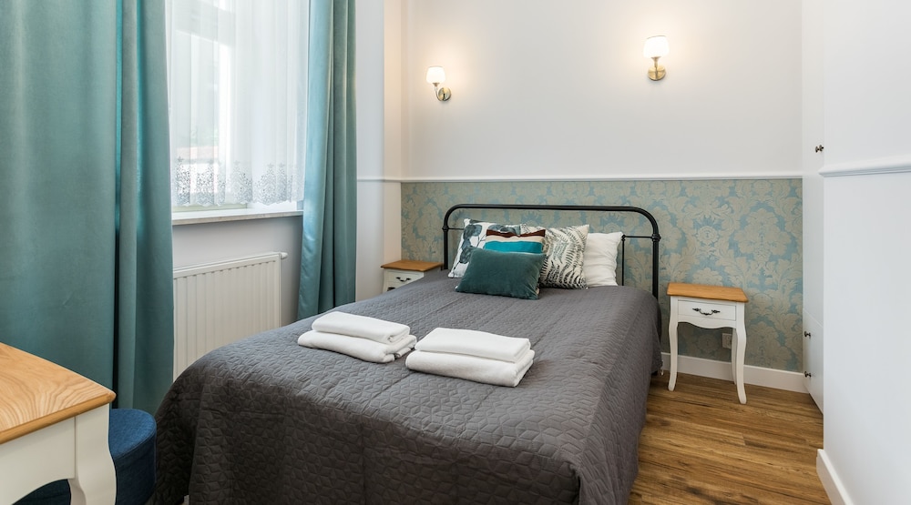 Classic Apartment, 1 Bedroom, Courtyard View (Topolowa 8 st.)