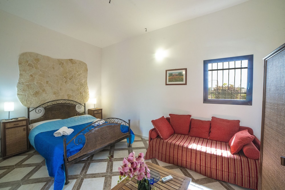 Standard Villa, Multiple Bedrooms (Villa Lisa with huge Pool and Garden) photo 1