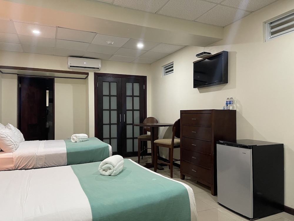 Double Room, 2 Double Beds photo 2