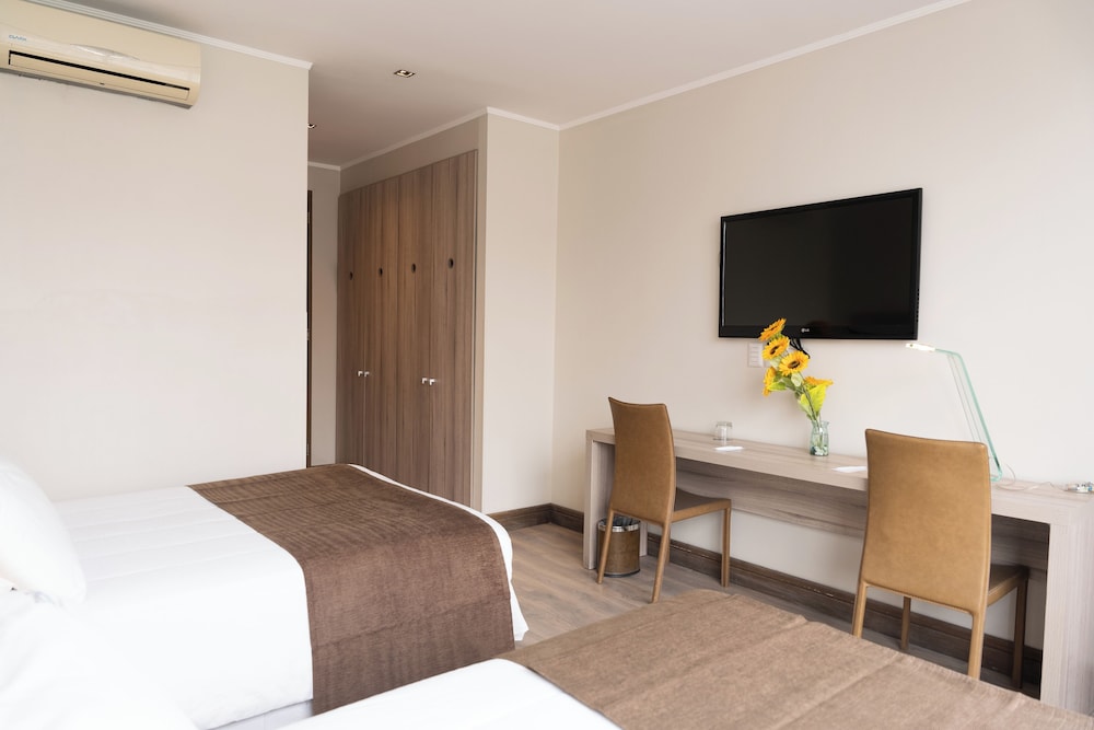 Executive Room, 2 Double Beds photo 3