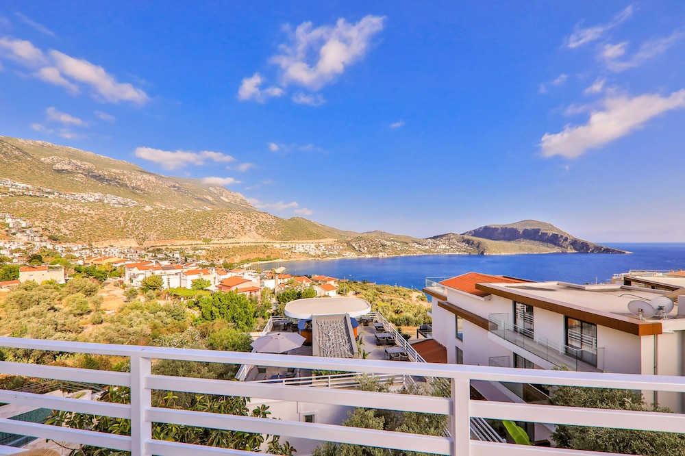 Classic Room, Partial Sea View - Photo 8