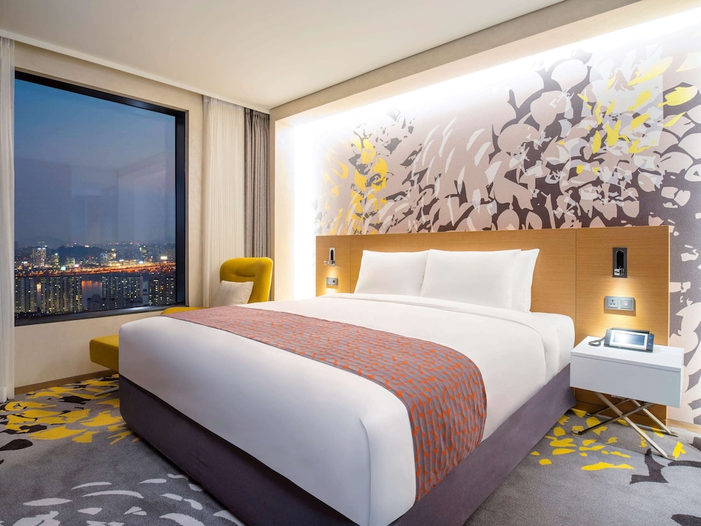 Deluxe Suite, 1 King Bed