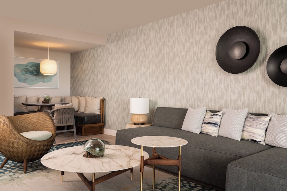 Club Suite, 1 Bedroom, Club Lounge Access, Ocean View (hokupa'a Tower, Luxury Suite)