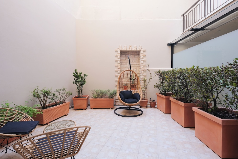 Ground Floor Apartment (35 sqm) with Private Patio