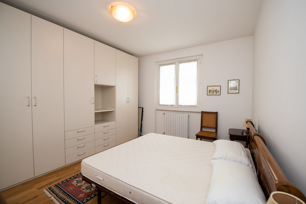 Family Apartment photo 2