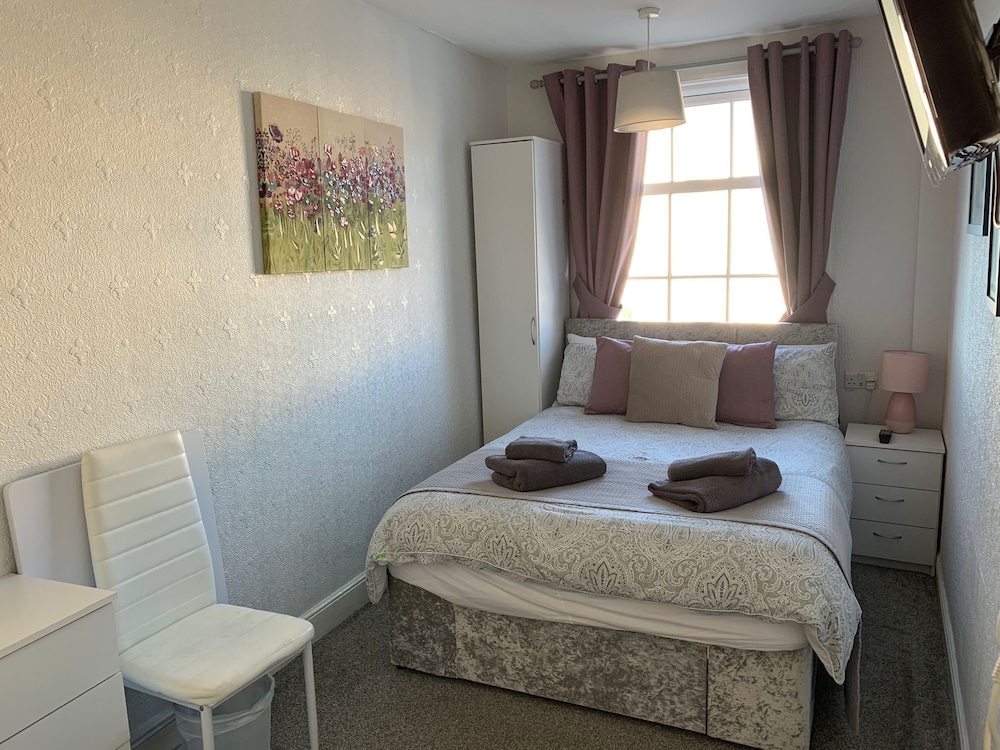 Comfort Double Room, Ensuite, Sea View (Small Double - Sea View)