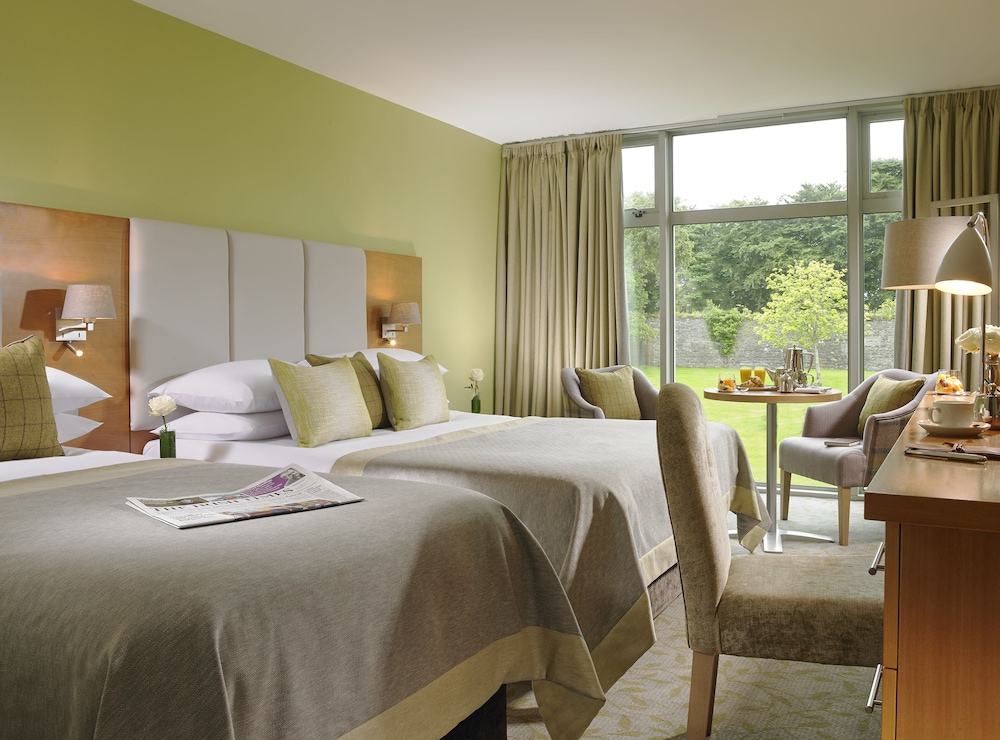 Classic Double Room (& Single Room)