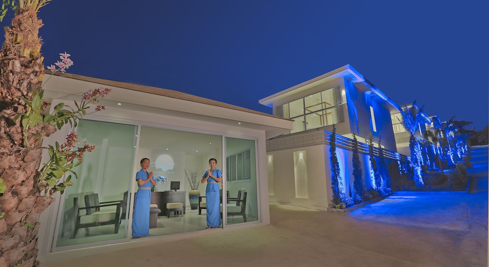 Luxury Pool Villa photo 2