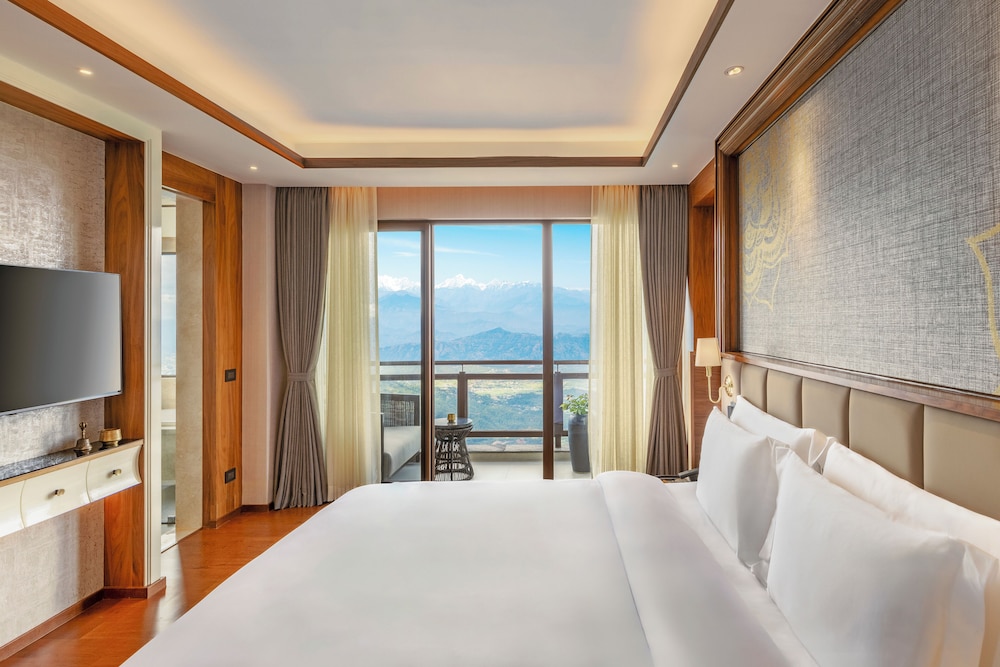 Junior Suite (Himalayan View) - Photo 1