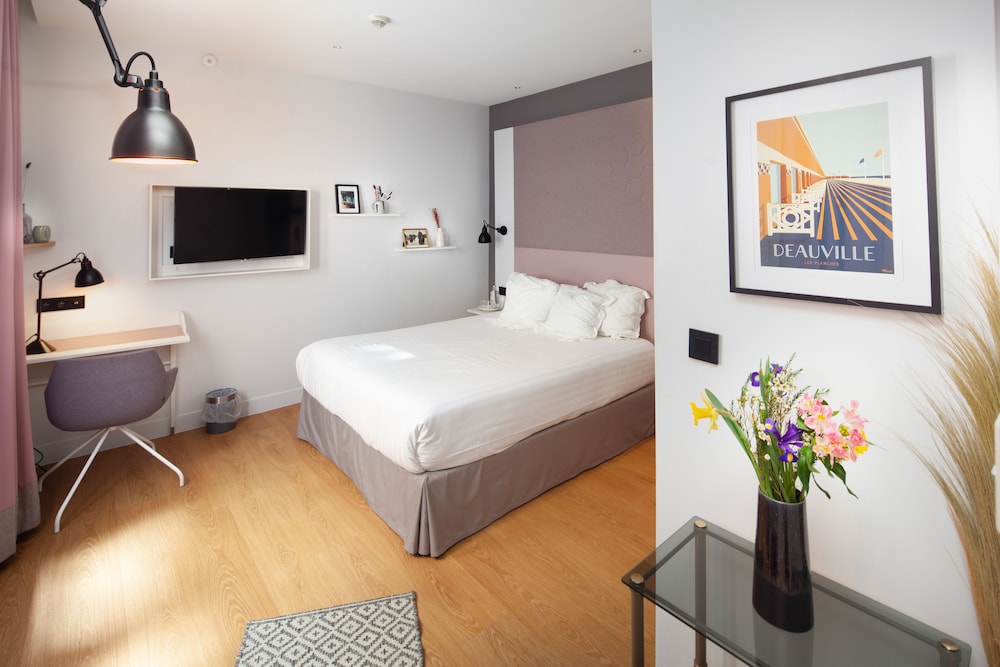 Double Room, Accessible, Ground Floor photo 2