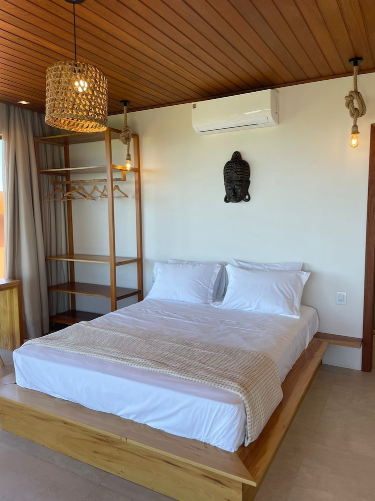 Deluxe Double Room, 1 Queen Bed, Balcony, Sea View photo 1