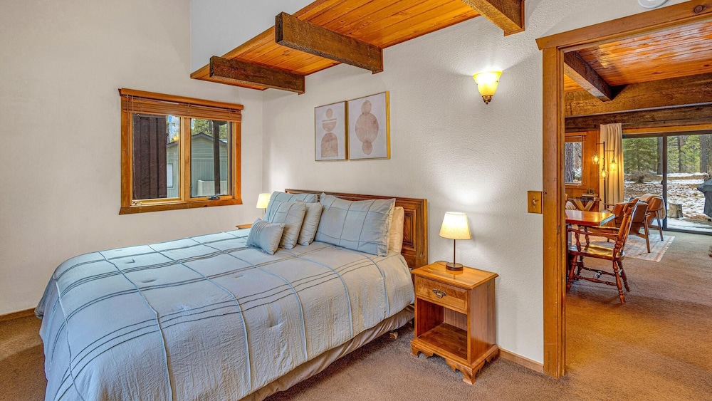 Cabin, Multiple Beds (Quartz Mountain - Unit 7) photo 2