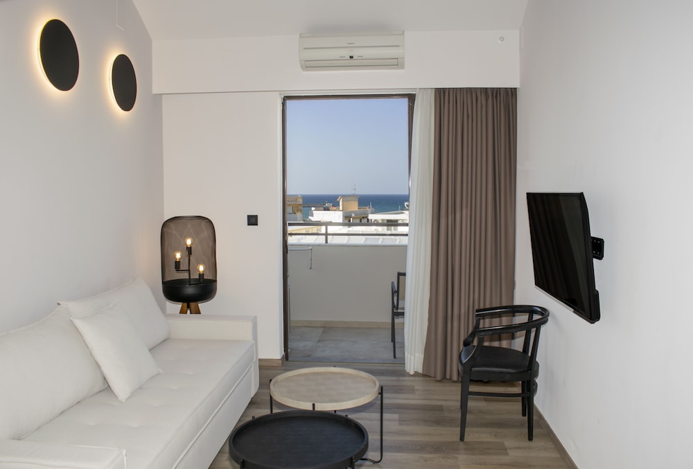 Duplex, 1 Bedroom, Balcony thumbnail 5