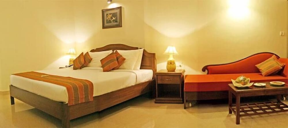 Deluxe Room - Photo 3