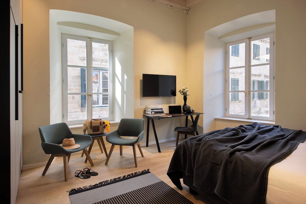 Deluxe Double Room, City View