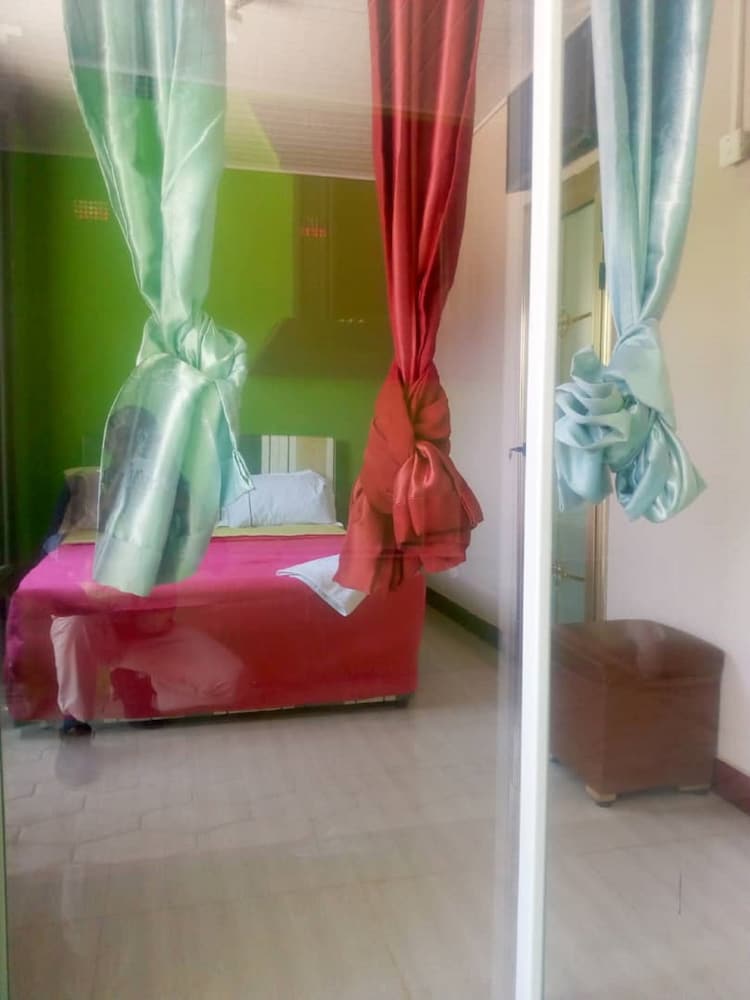 Standard Room photo 1