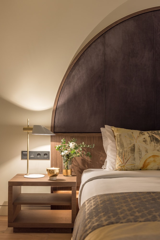Junior Suite (Executive)