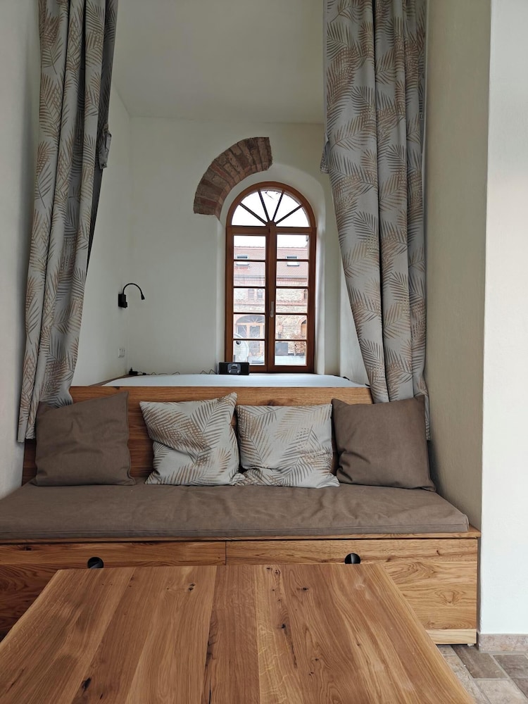 Luxury Studio Suite, Garden View photo 1