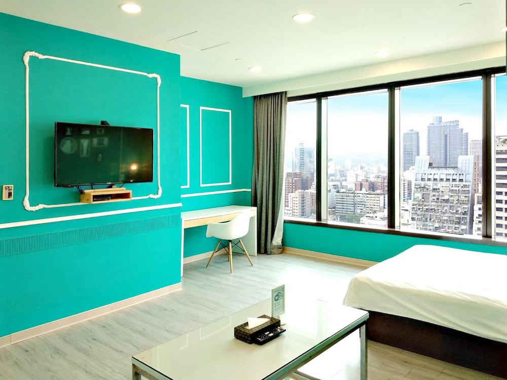 Deluxe Double Room, City View - Photo 1