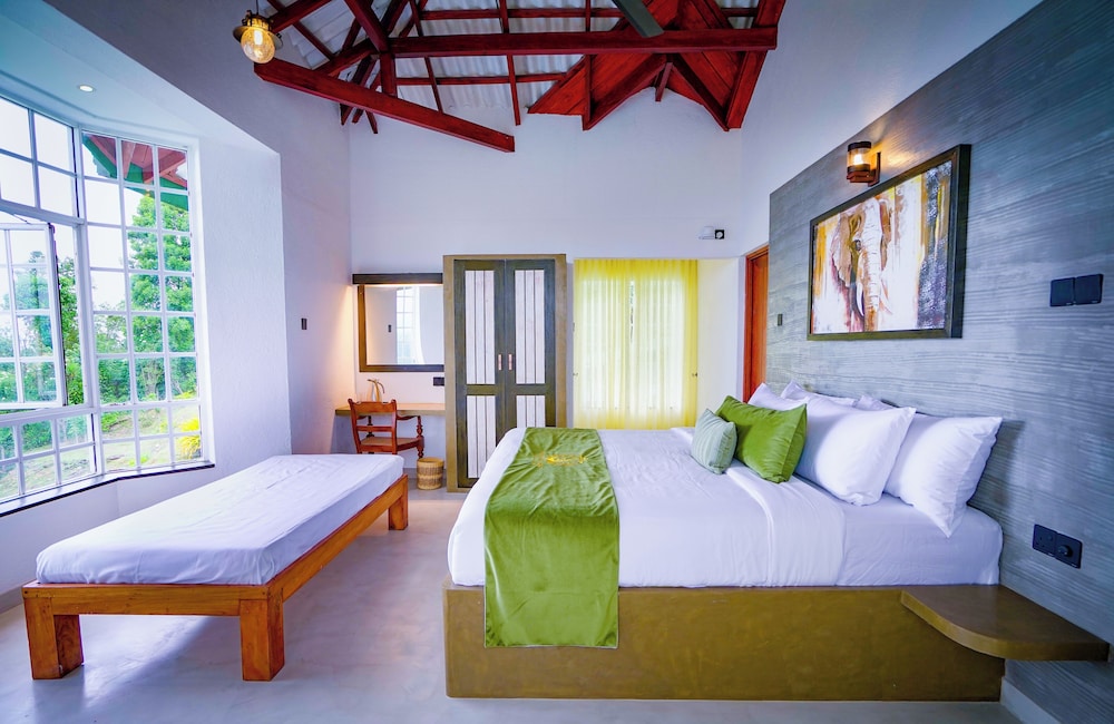 Deluxe Triple Room photo 2