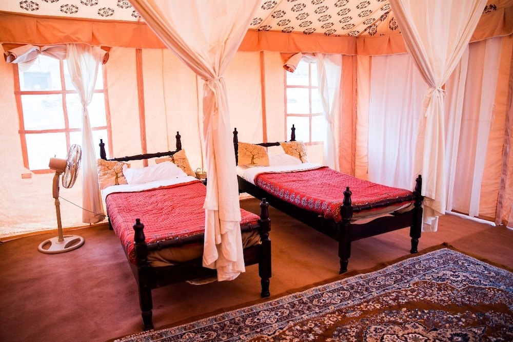 Deluxe Tent, Non Smoking photo 1