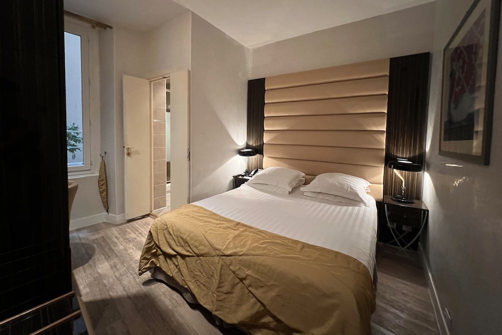 Classic Double Room, Ground Floor photo 3