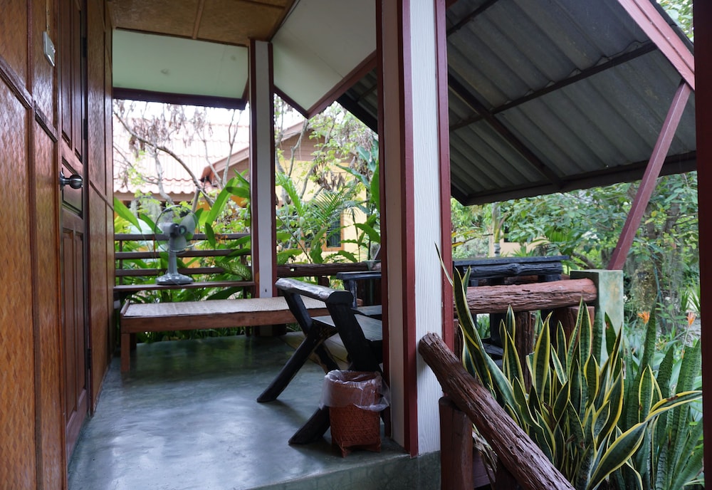 Standard Single Room, 1 Bedroom, Garden View photo 3