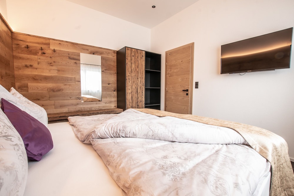 Deluxe Apartment, 2 Bedrooms, Accessible, Kitchen (Apart Ashley) photo 1